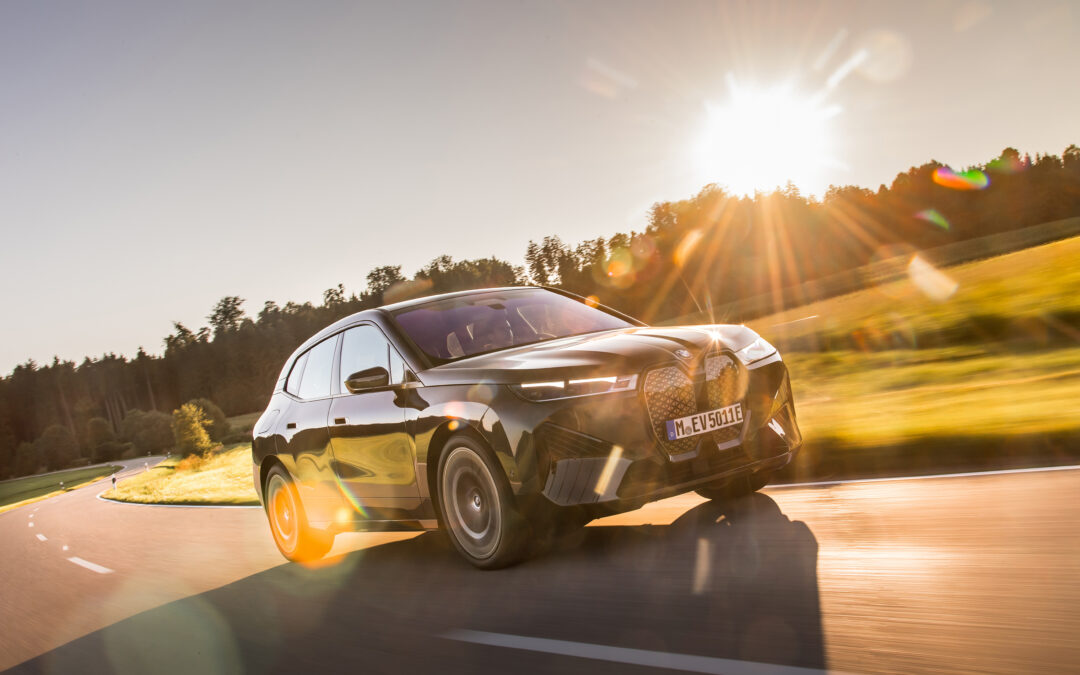 BMW iX 50 – Viel Technik, viel Vergnügen