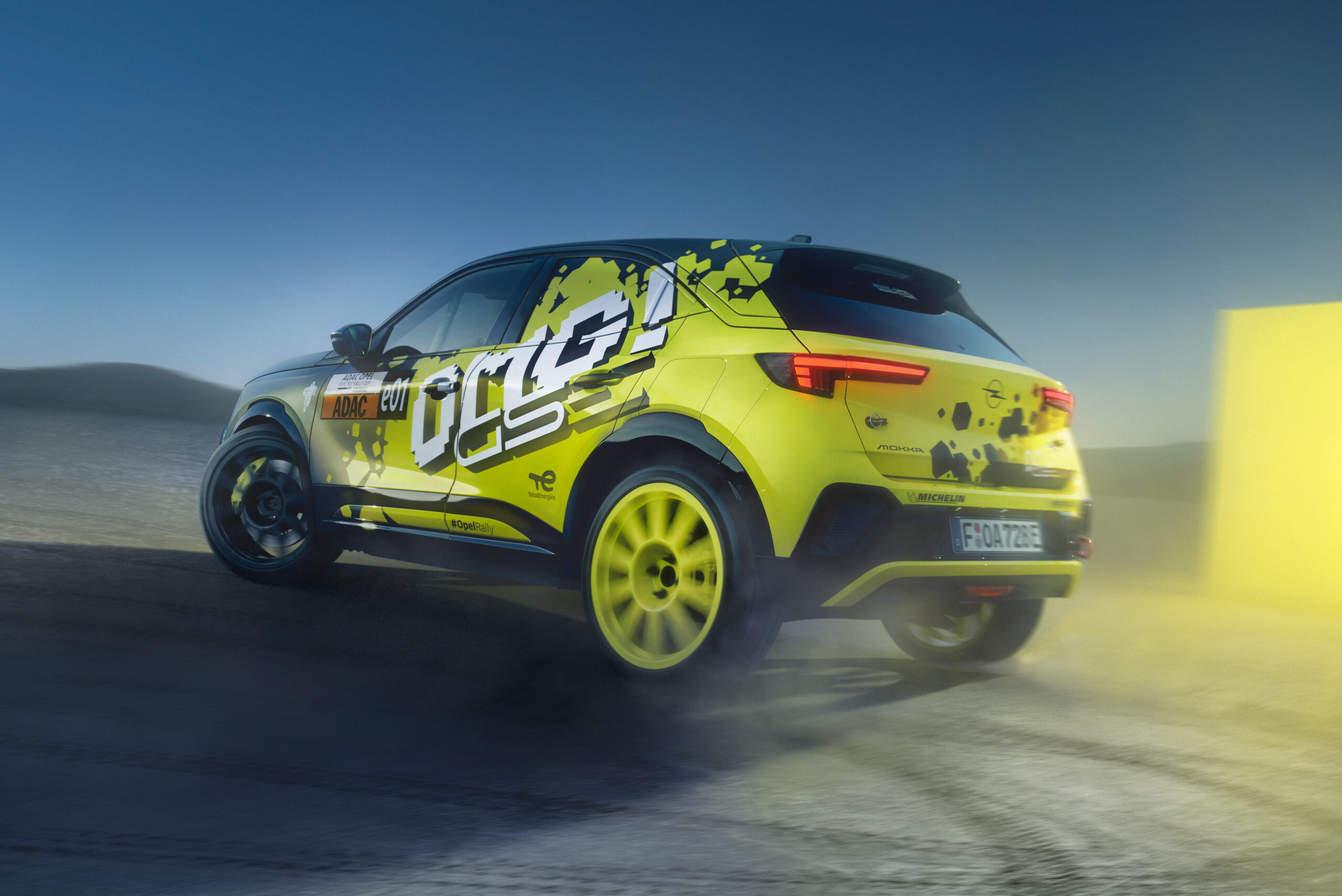 Opel_527688