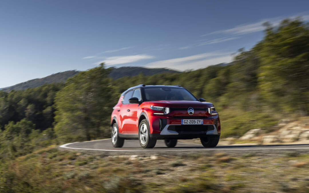 Mit dem Citroën ë-C3 Aircross in die Sonne von Barcelona